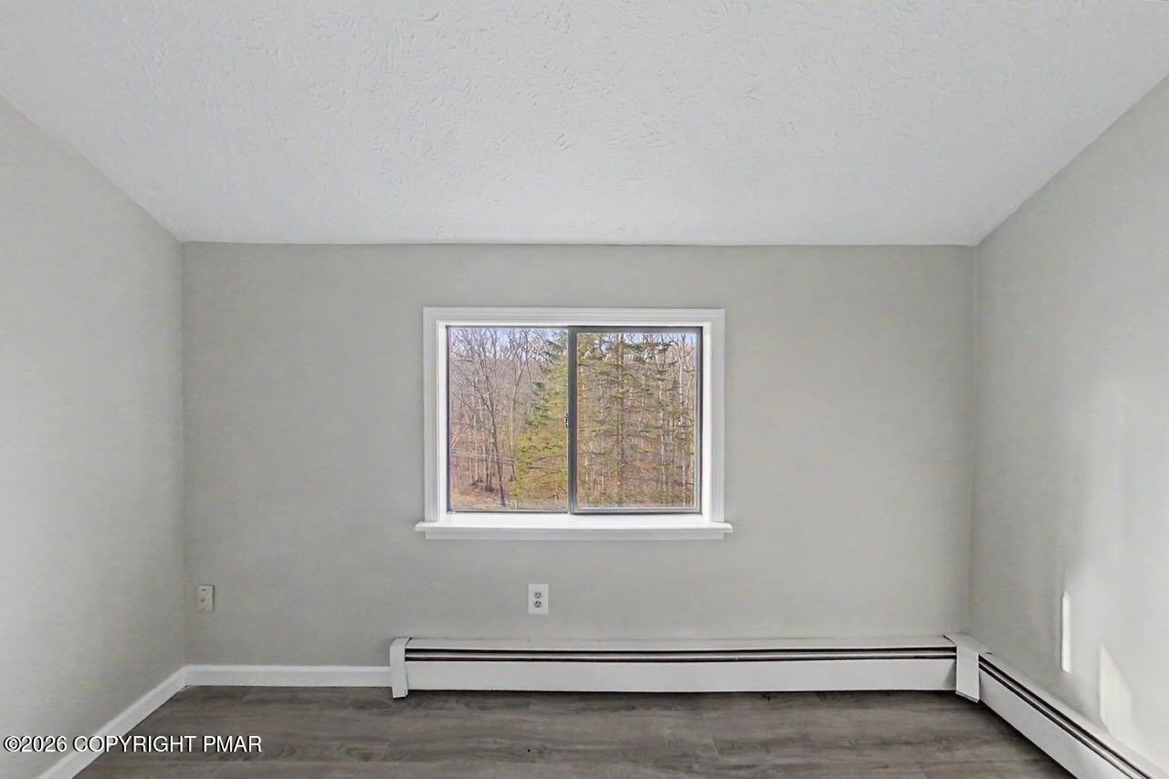 240 Powder Horn Road Henryville, PA 18332 - Photo 31 of 46 240 Powderhorn SW Photo 32