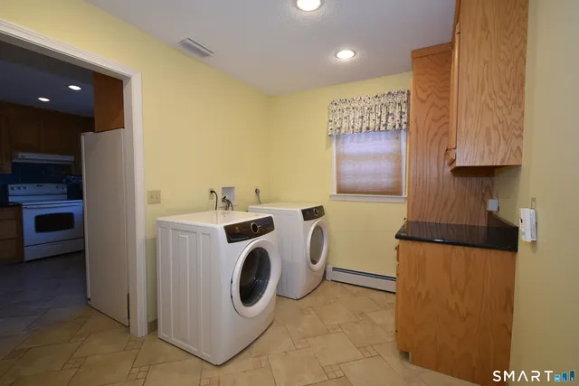 $465,000 | 168 Lisa Lane, Middletown, CT 06457