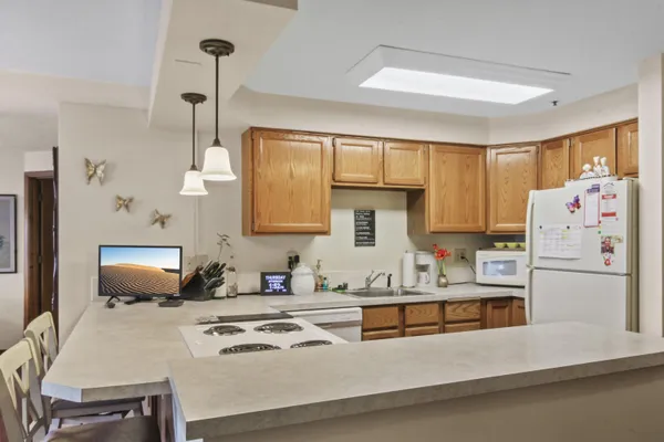 $435,000 | 221 East Rockwood Boulevard, Unit 219, Spokane, WA 99202