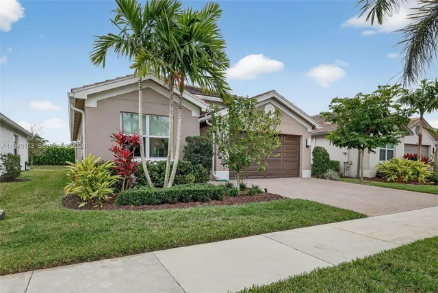 $448,900 | 16724 Southwest Osprey Falls Way, Port St. Lucie, FL 34987