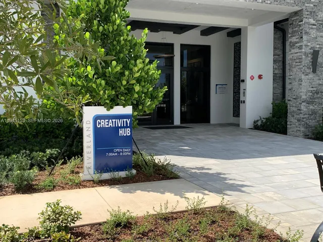 $448,900 | 16724 Southwest Osprey Falls Way, Port St. Lucie, FL 34987