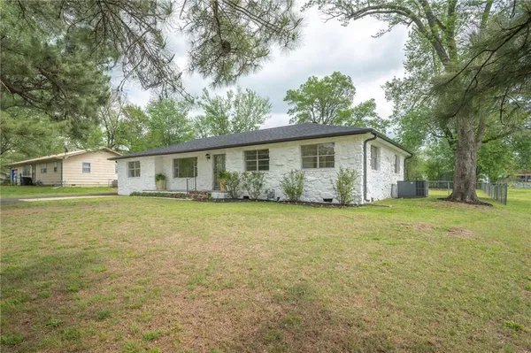 $276,500 | 624 East 21st Street, Galena, KS 66739