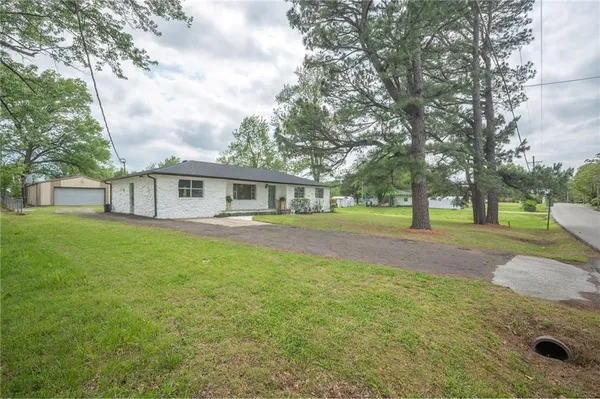 $276,500 | 624 East 21st Street, Galena, KS 66739