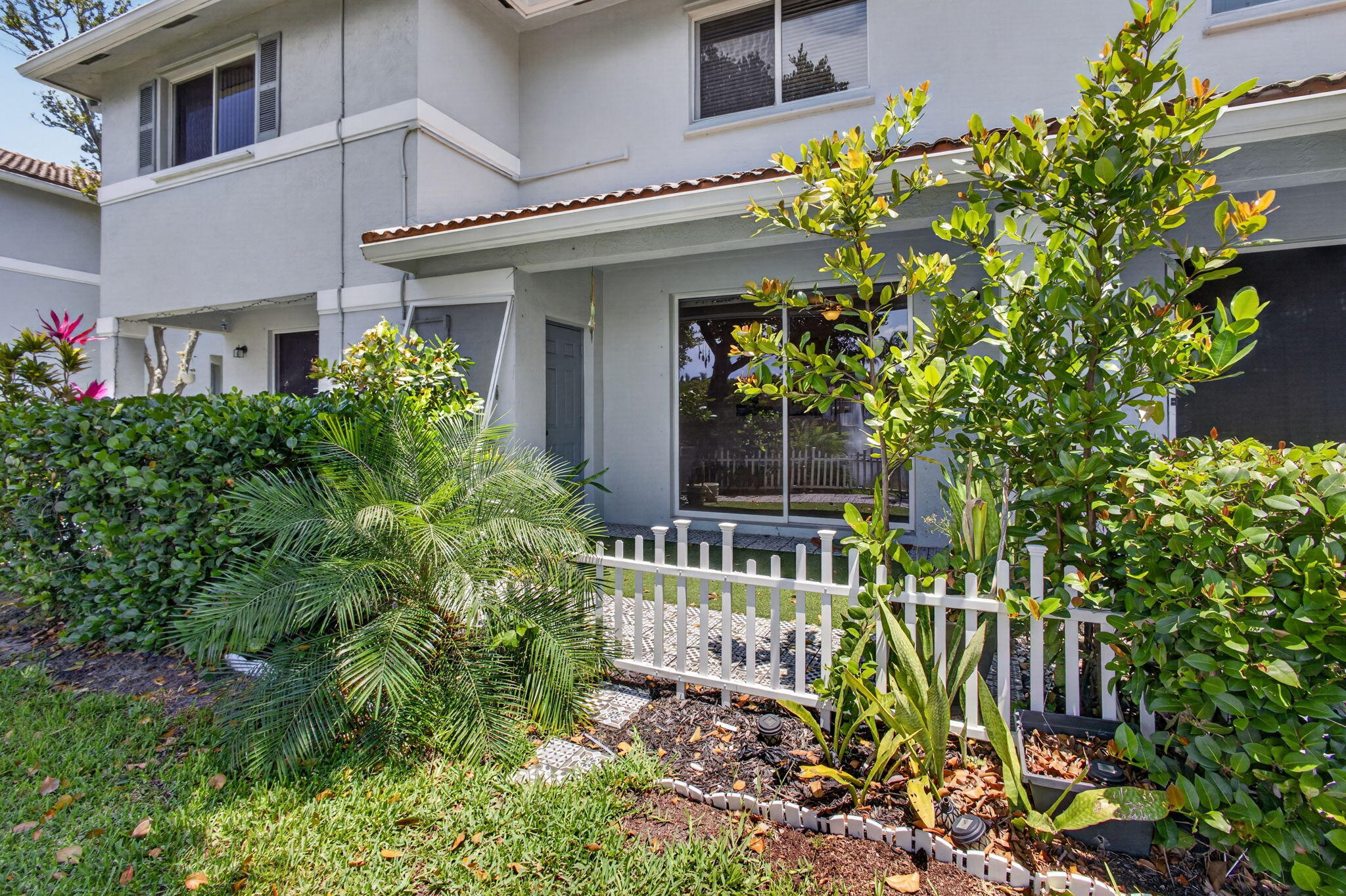 3557 Oleander Terrace Riviera Beach, FL 33404 - Photo 49 of 72 47-web-or-mls-5D1A5702