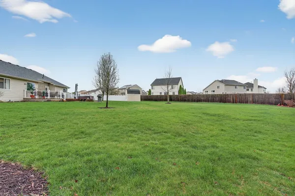 $450,000 | 802 Heintz Drive, Shorewood, IL 60404