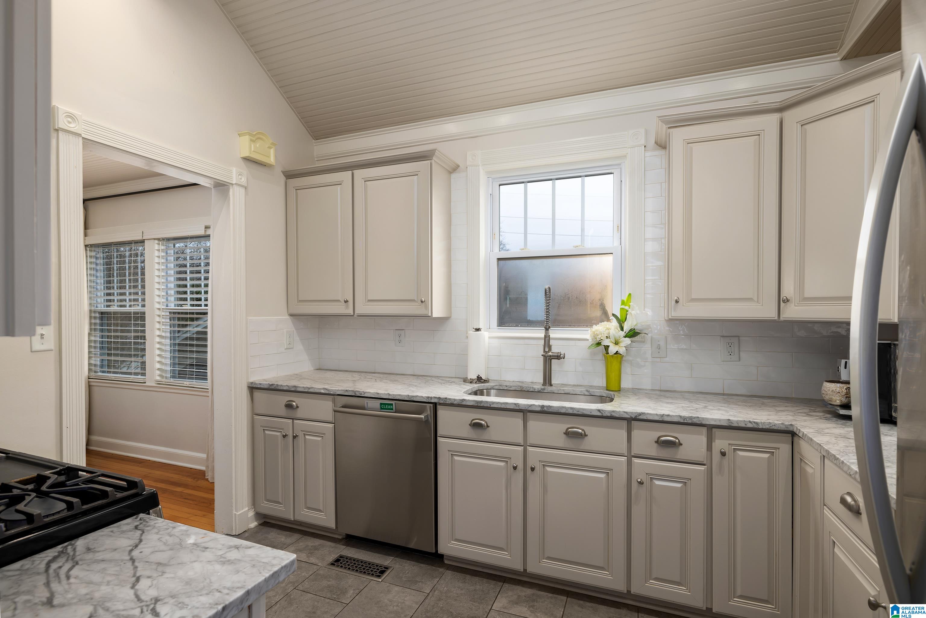 115 Hanover Road Birmingham, AL 35209 - Photo 19 of 72