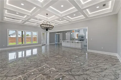 $560,000 | 1105 Lake Frances Drive, Gretna, LA 70056