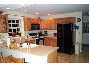 5020 St George Road Williston, VT 05495 - Photo 2 of 7