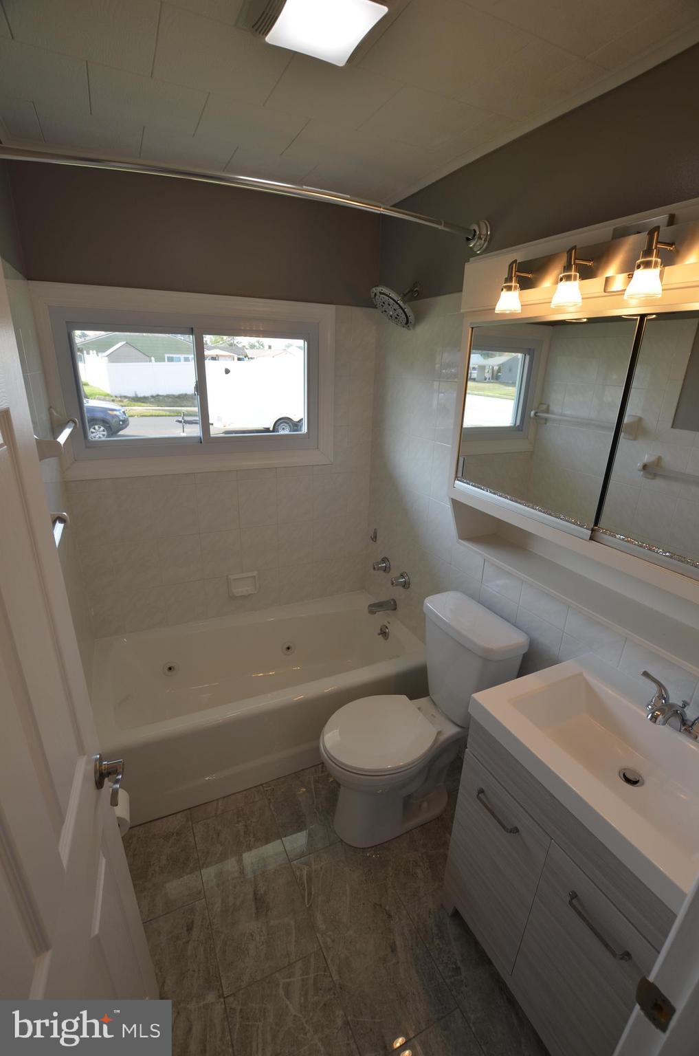 2 Forest Lane Levittown, PA 19055 - Photo 19 of 25