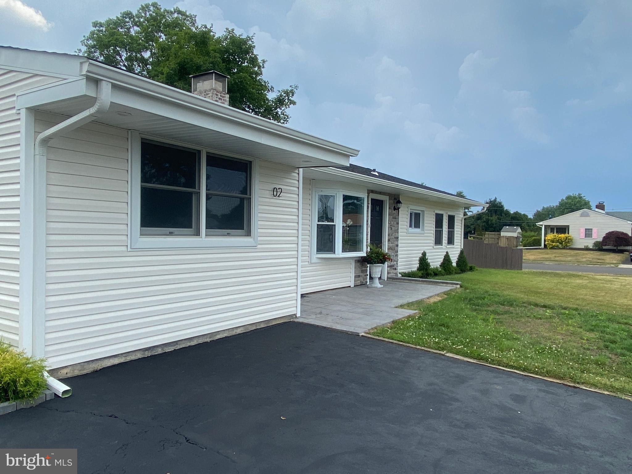 2 Forest Lane Levittown, PA 19055 - Photo 3 of 25