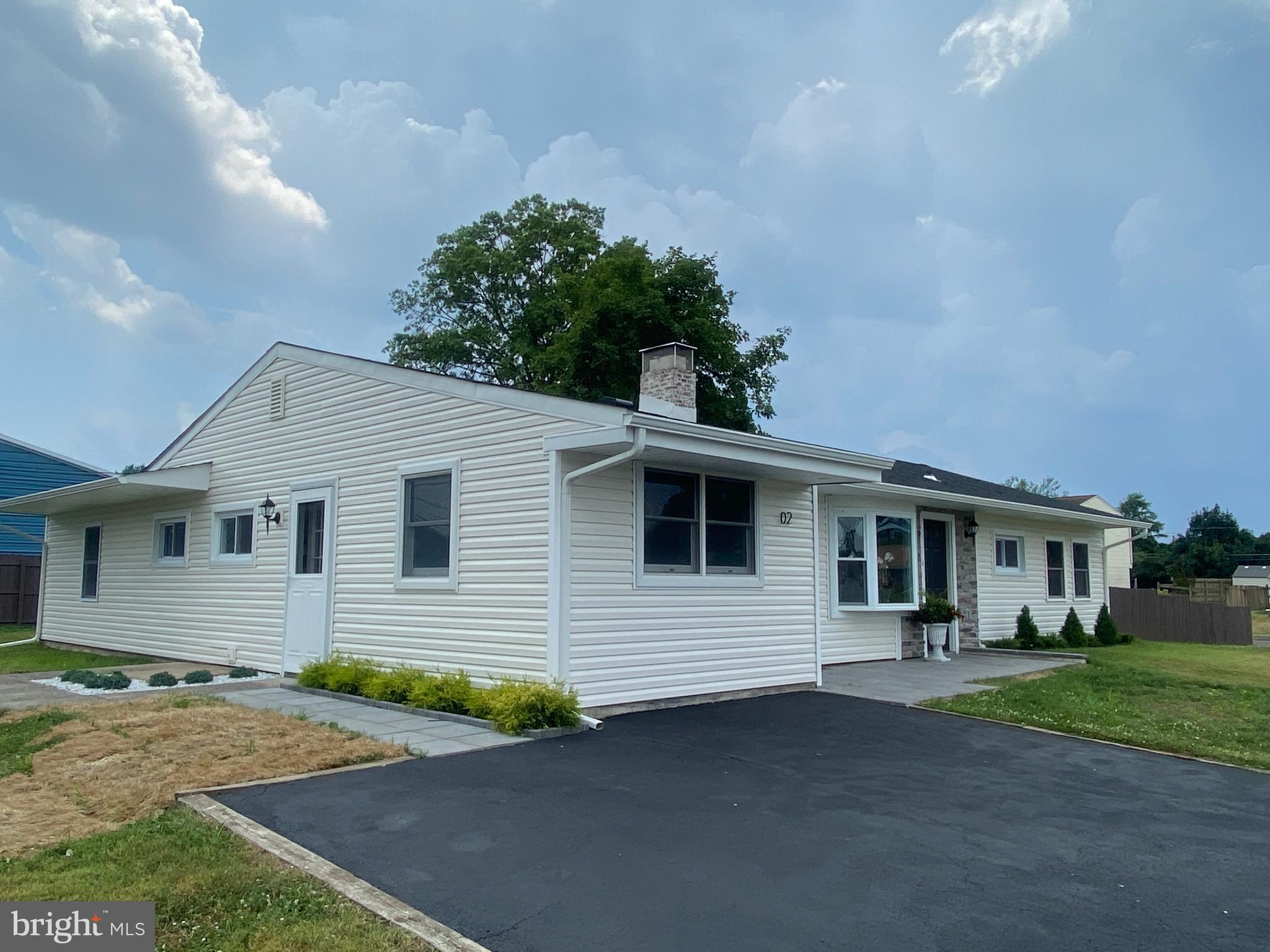 2 Forest Lane Levittown, PA 19055 - Photo 5 of 25