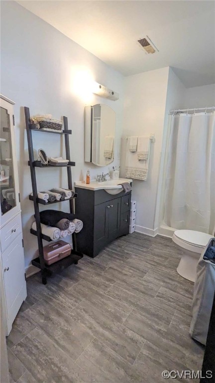 10770 Old Centralia Road Chester, VA 23831 - Photo 23 of 25 a bedroom with a bed and a dresser