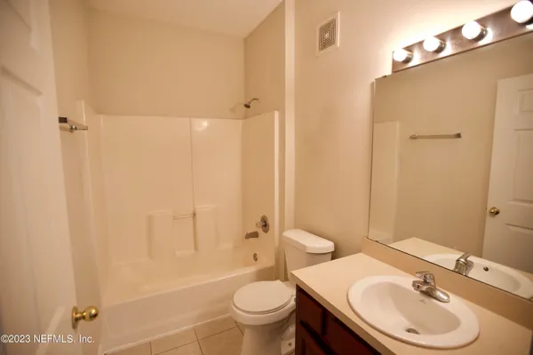 $1,350 | 3600 Lenin Peak Court, Unit 8, Jacksonville, FL 32210