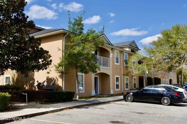 $1,350 | 3600 Lenin Peak Court, Unit 8, Jacksonville, FL 32210