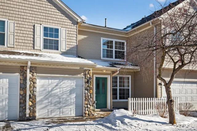 $229,000 | 1887 Wildflower Court, Shoreview, MN 55126