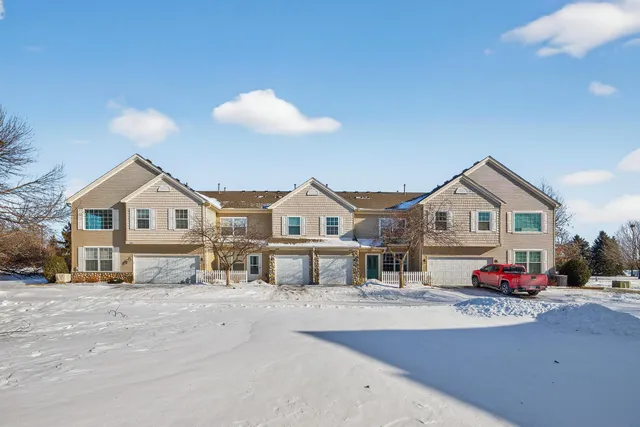 $229,000 | 1887 Wildflower Court, Shoreview, MN 55126