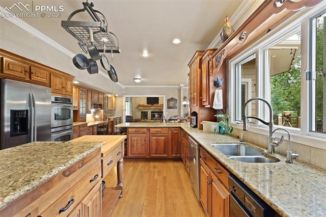 1660 Ridgeview Circle Monument, CO 80132 - Photo 4 of 39 Gallery Image 4