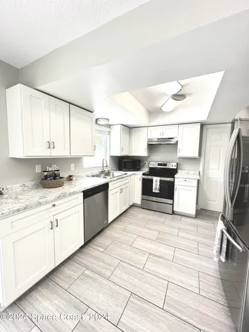 $2,250 | 245 Monaco Road, Melbourne, FL 32904