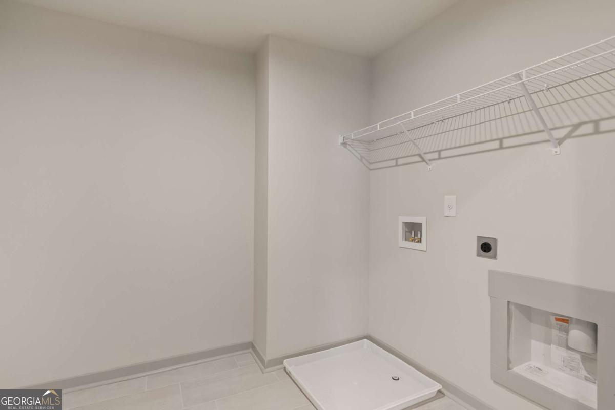 147 Henley Street, Unit 63 Canton, GA 30114 - Photo 28 of 36 a view of small space