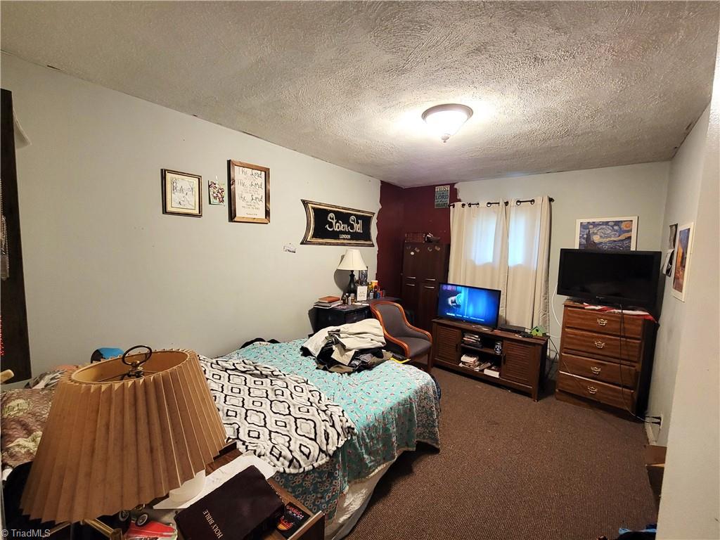 1906 Brewer Road Winston-Salem, NC 27127 - Photo 6 of 12 3rd bedroom