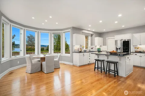 $2,498,000 | 17120 Southeast 29th Place, Bellevue, WA 98008