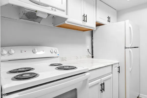 $77,389 | 9796 Kingscross Court, Indianapolis, IN 46235