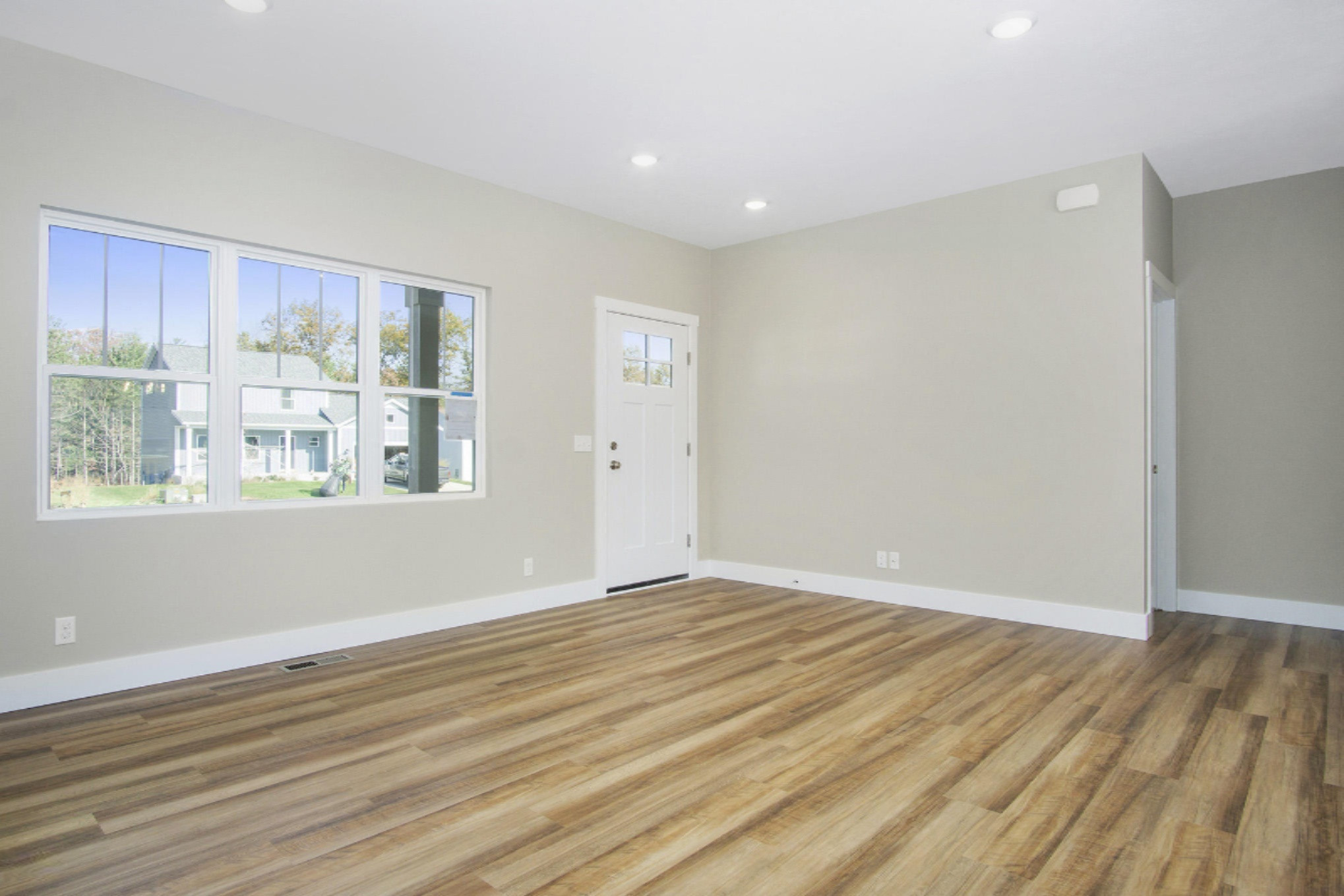 2505 Eagle Ridge Muskegon, MI 49444 - Photo 7 of 35 DSC01051