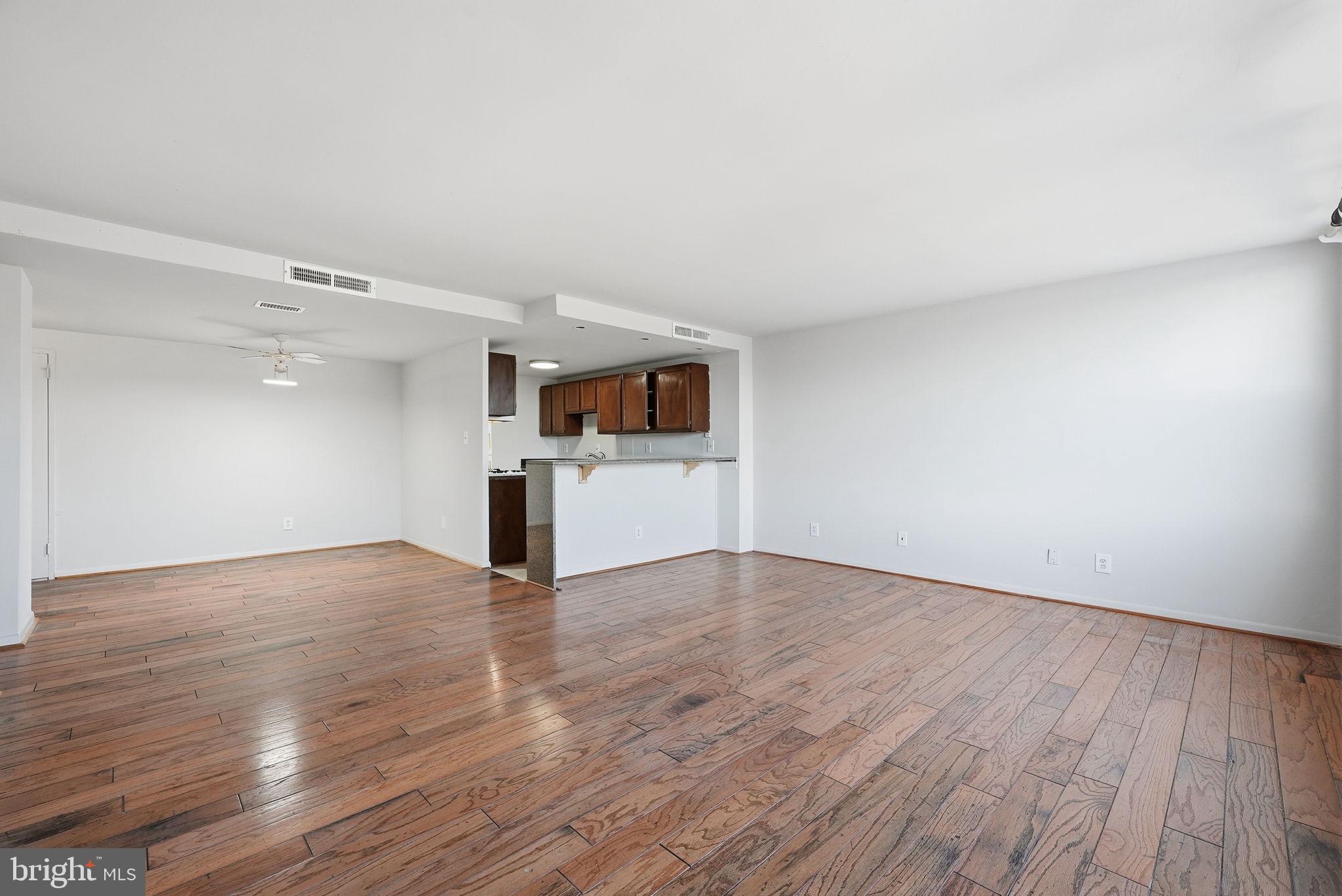 4600 Duke Street, Unit 1623 Alexandria, VA 22304 - Photo 13 of 24