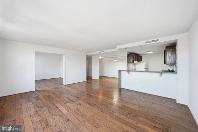 $2,500 | 4600 Duke Street, Unit 1623, Alexandria, VA 22304