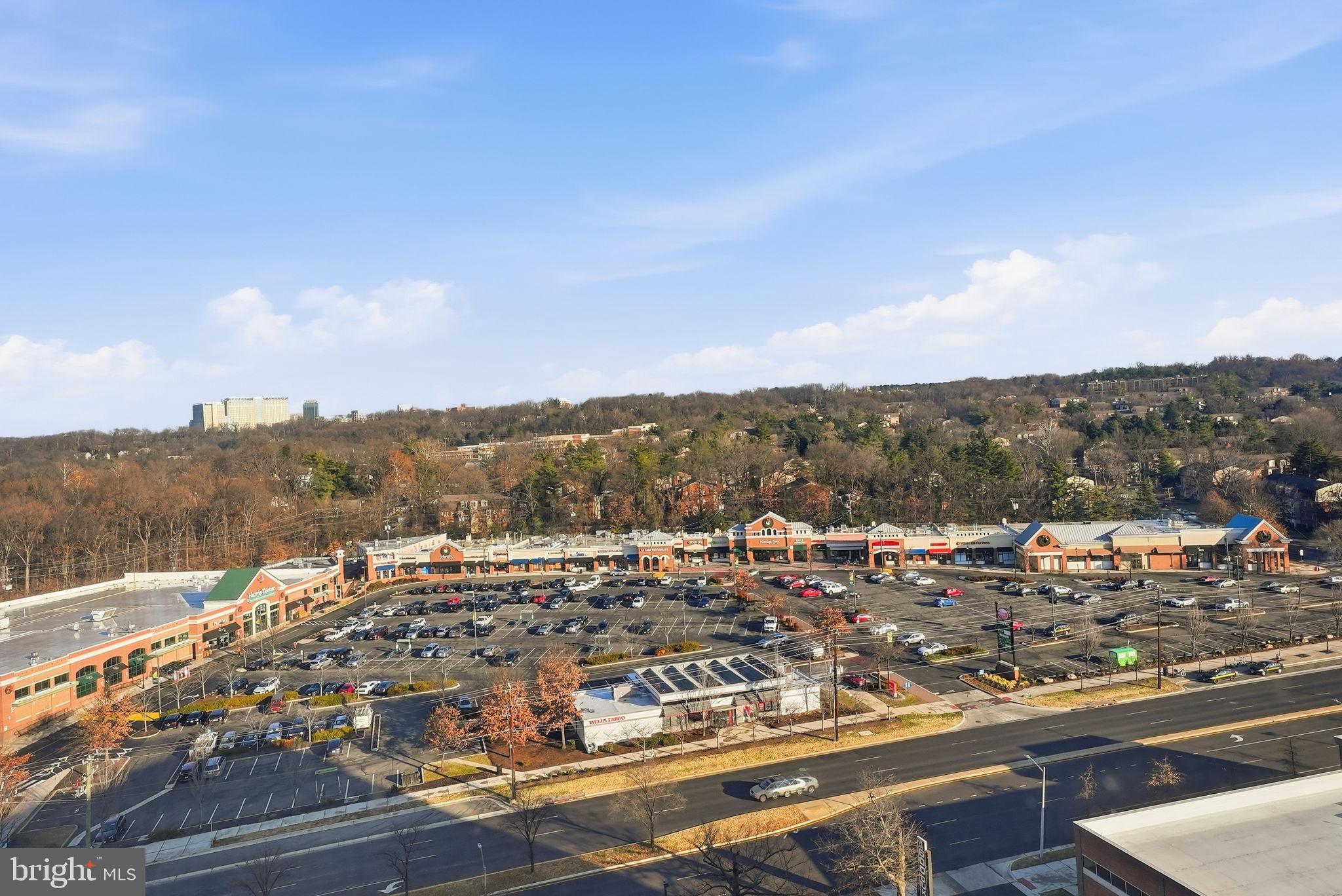 4600 Duke Street, Unit 1623 Alexandria, VA 22304 - Photo 5 of 24