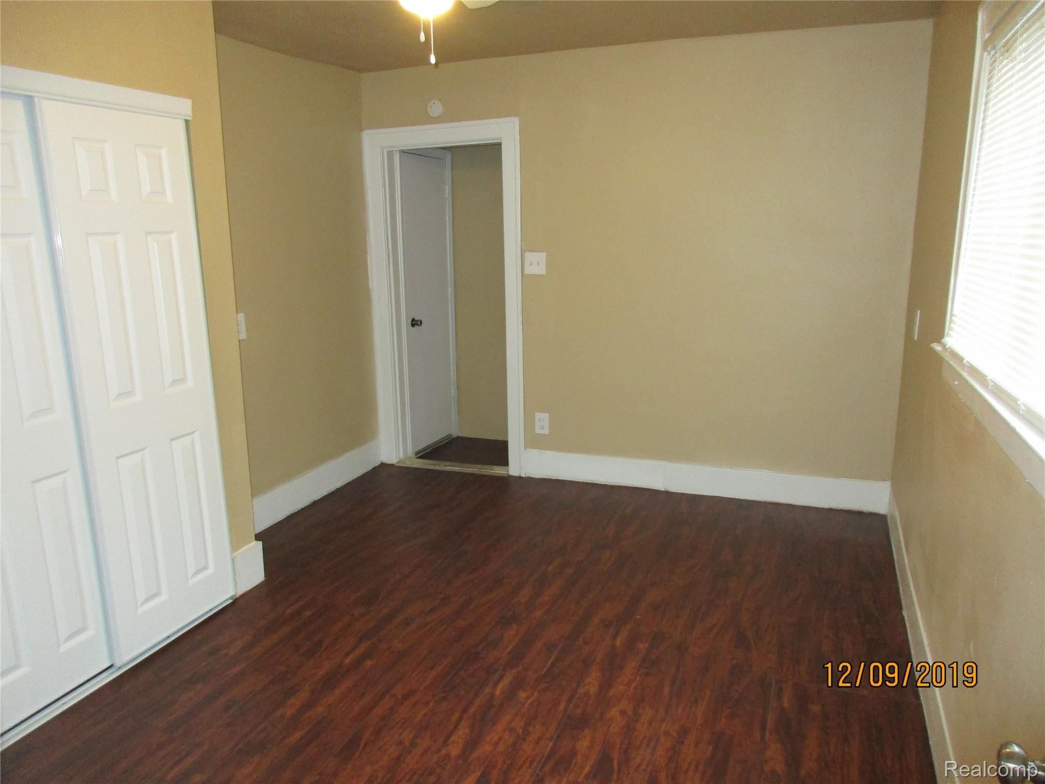 42 Oak Street River Rouge, MI 48218 - Photo 7 of 22 Lower Level Unit #1 Bedroom 1