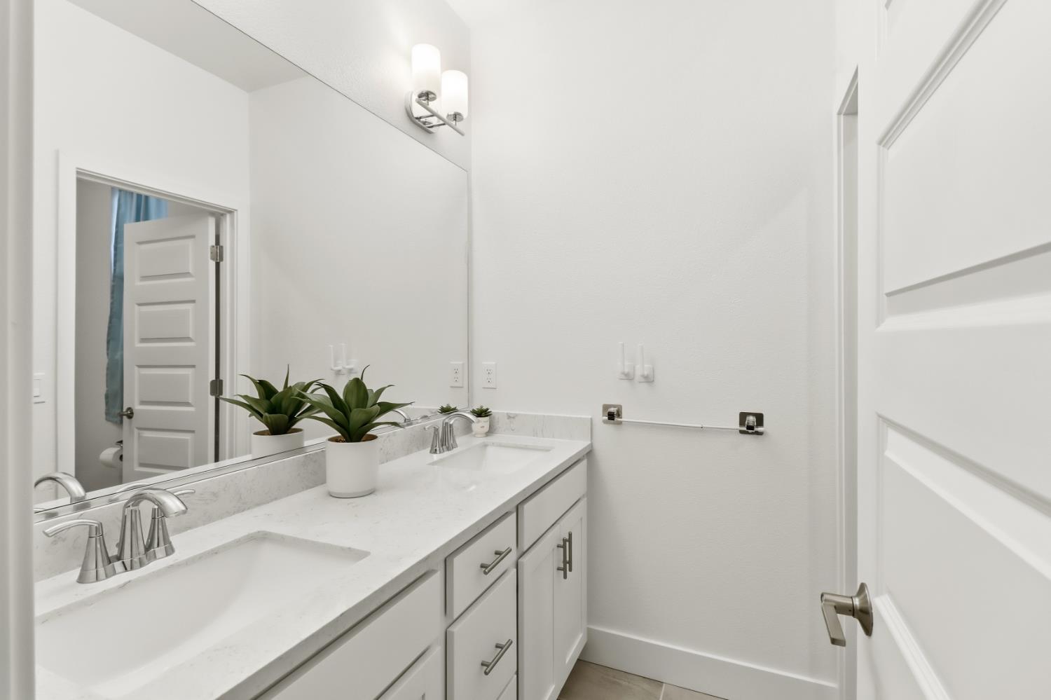 10589 Tenor Way Elk Grove, CA 95757 - Photo 31 of 48