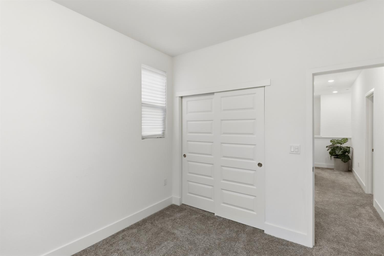 10589 Tenor Way Elk Grove, CA 95757 - Photo 38 of 48