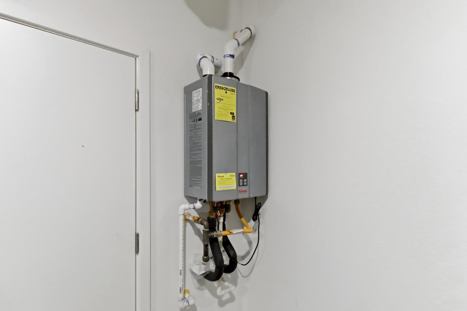 10589 Tenor Way Elk Grove, CA 95757 - Photo 43 of 48