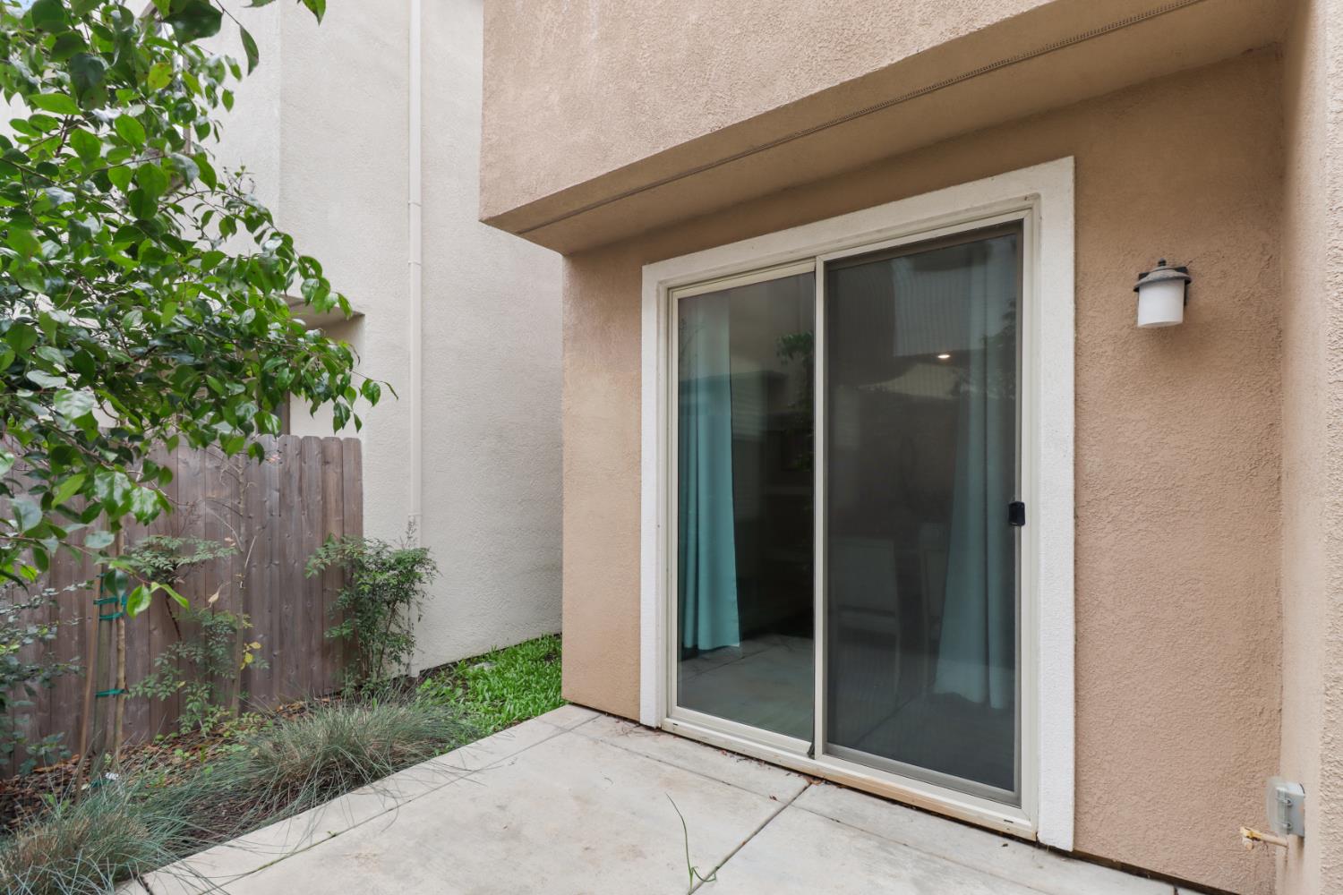 10589 Tenor Way Elk Grove, CA 95757 - Photo 45 of 48