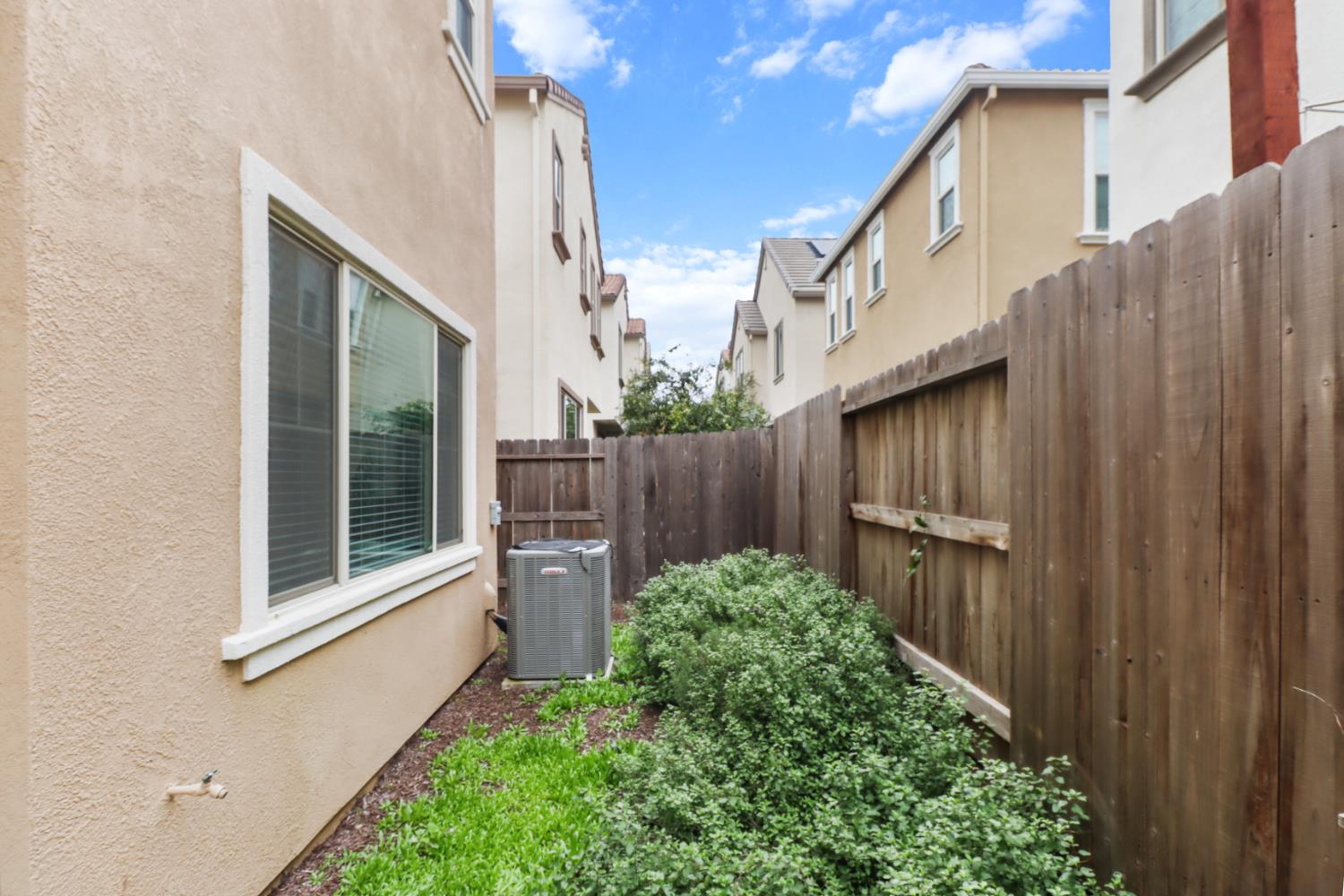 10589 Tenor Way Elk Grove, CA 95757 - Photo 47 of 48