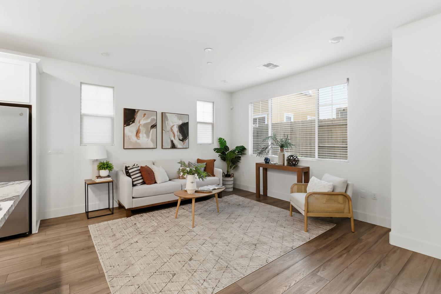 10589 Tenor Way Elk Grove, CA 95757 - Photo 6 of 48