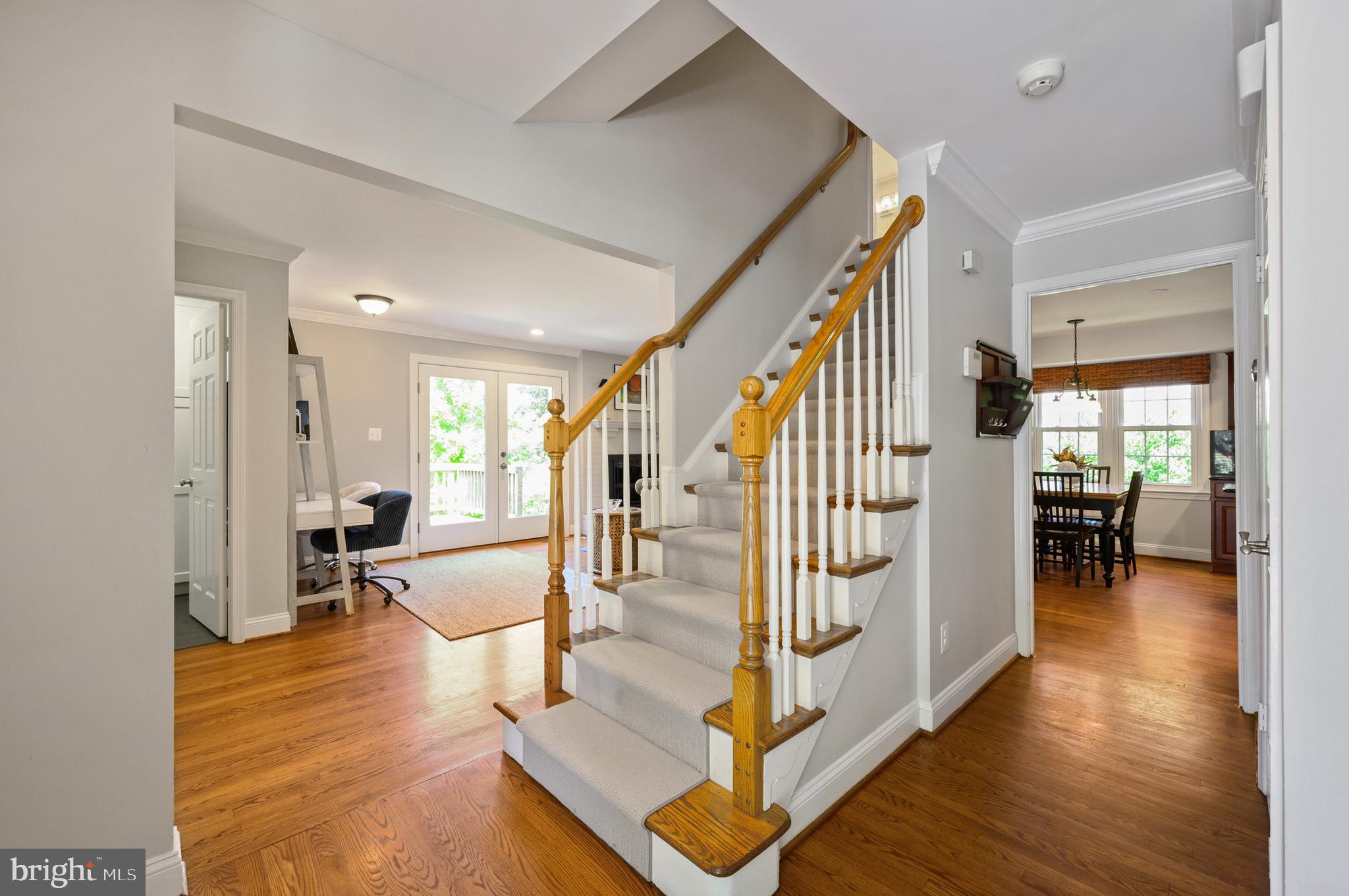 1724 Stonebridge Road Alexandria, VA 22304 - Photo 3 of 51