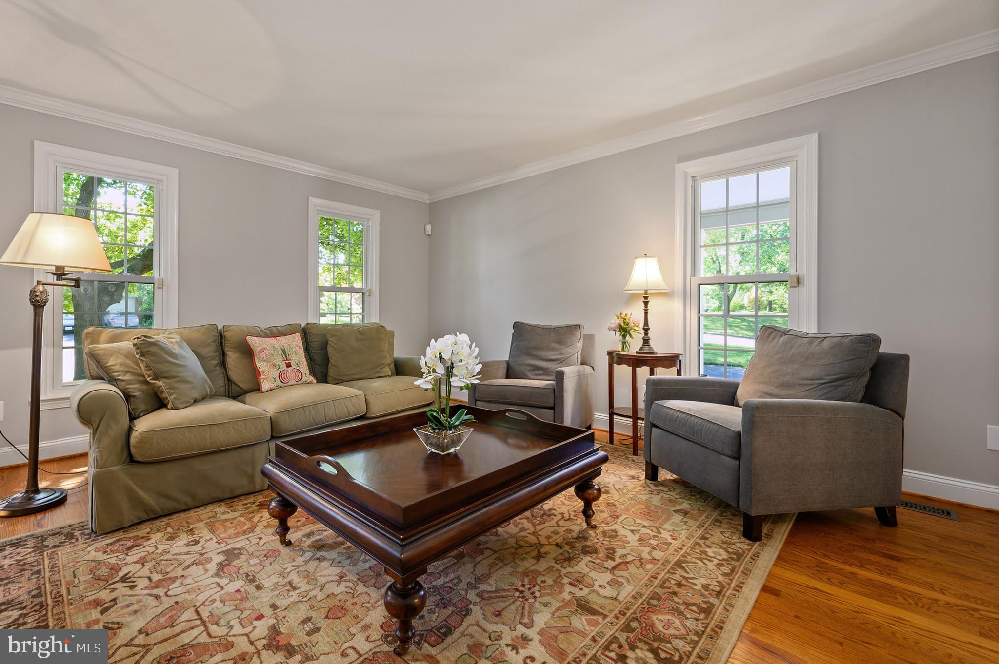 1724 Stonebridge Road Alexandria, VA 22304 - Photo 4 of 51