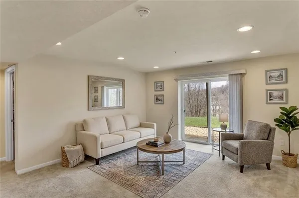 $379,900 | 5270 Lantern Hill Extension, Pittsburgh, PA 15236