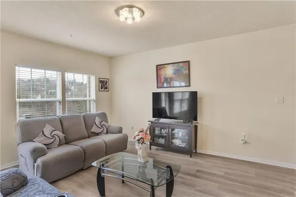 $379,900 | 5270 Lantern Hill Extension, Pittsburgh, PA 15236
