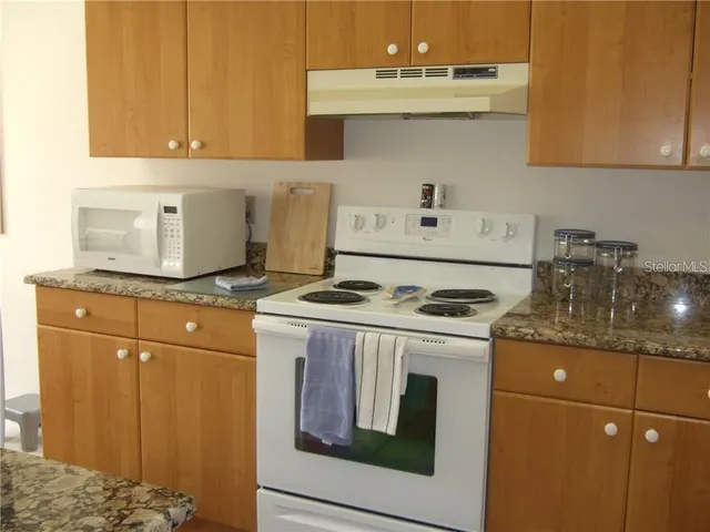 $3,800 | 4397 Longmeadow, Unit 35, Sarasota, FL 34235