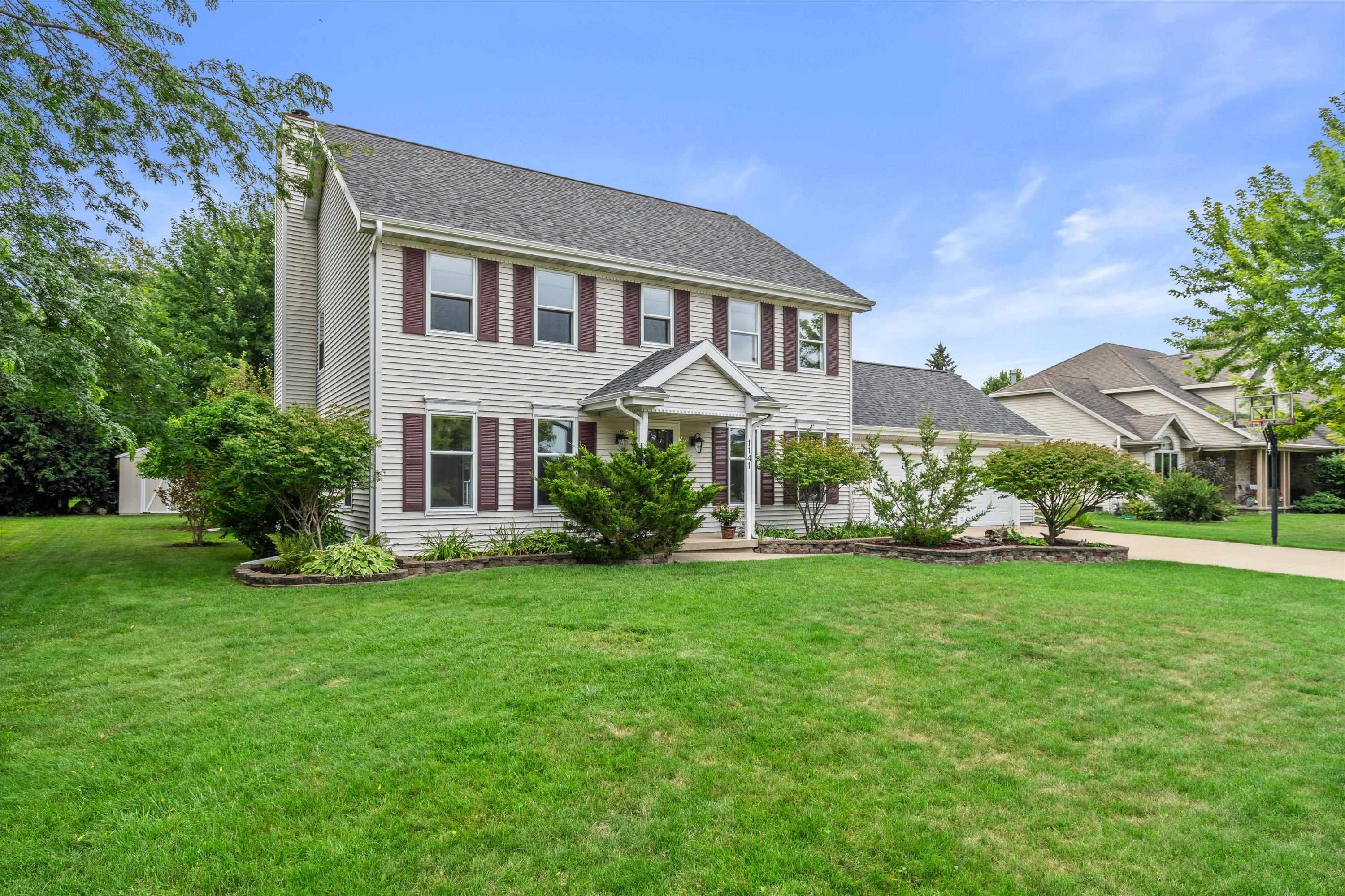 1141 Pendleton Road Neenah, WI 54956 - Photo 2 of 48 Gallery Image 2