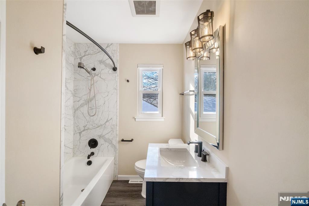 75 Cypress Road Dumont, NJ 07628 - Photo 11 of 34