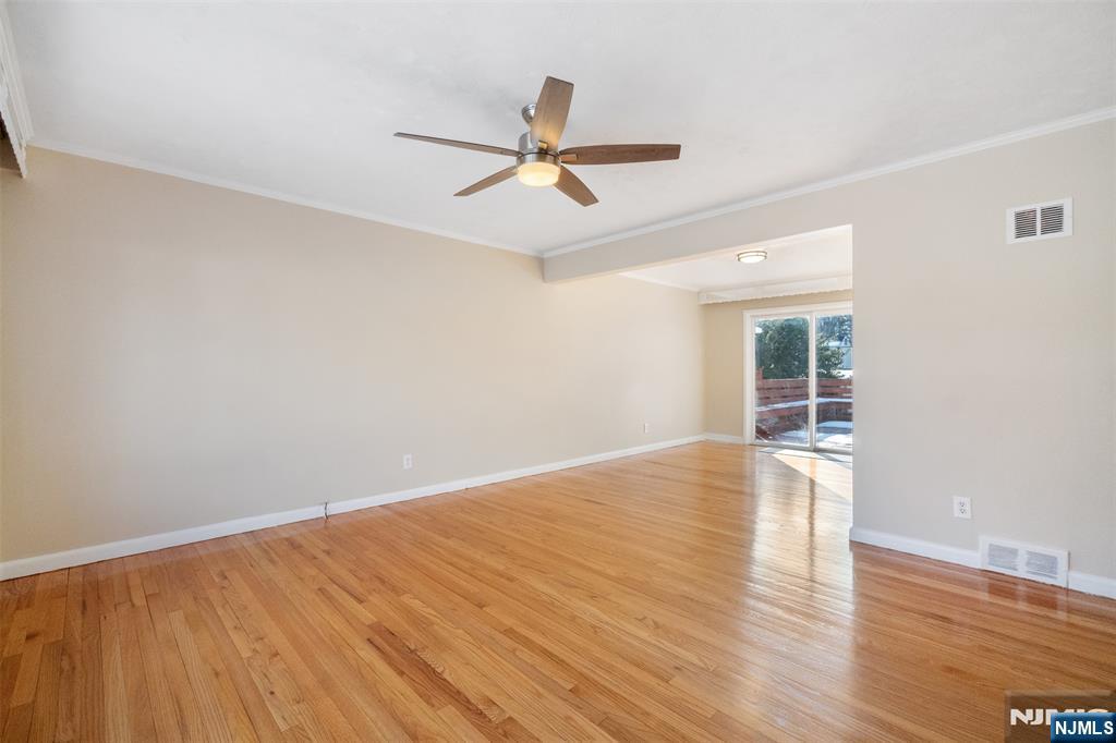 75 Cypress Road Dumont, NJ 07628 - Photo 5 of 34