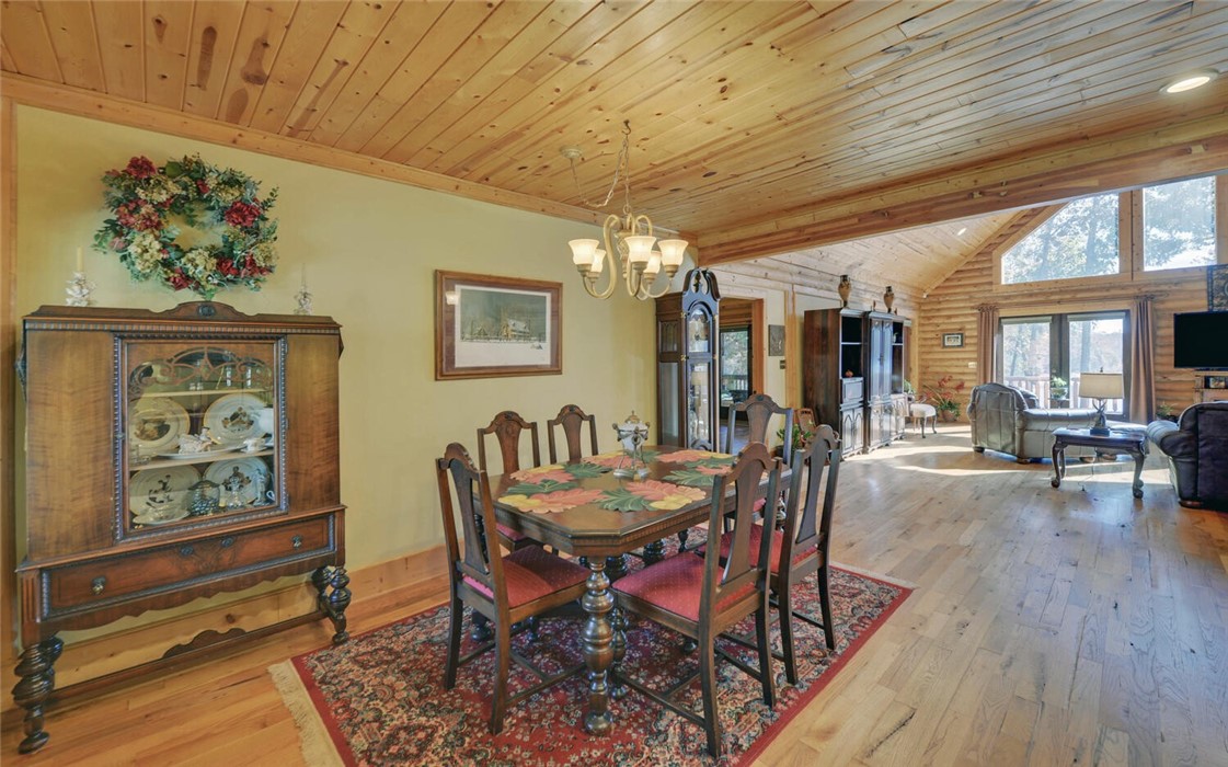 1804 Lightwood Road Hartwell, GA 30643 - Photo 4 of 50 Gallery Image 4