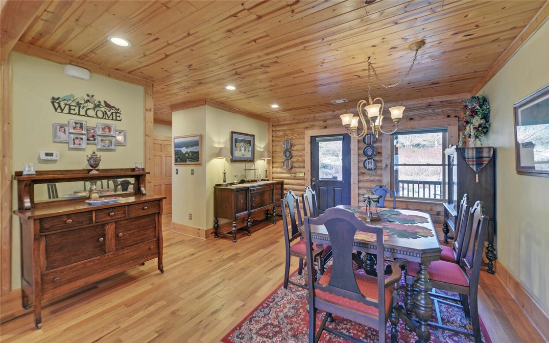 1804 Lightwood Road Hartwell, GA 30643 - Photo 5 of 50 Gallery Image 5