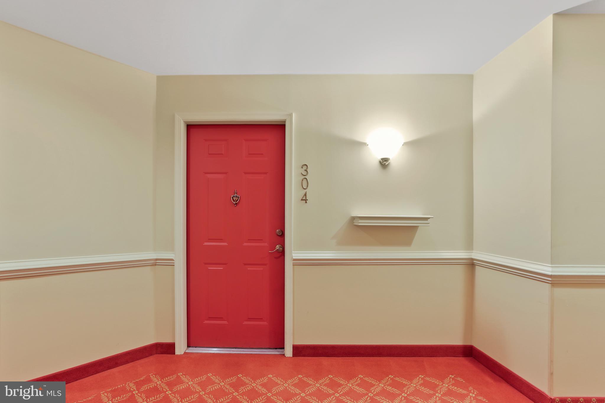 12300 Rosslare Ridge Road, Unit 304 Lutherville-Timonium, MD 21093 - Photo 3 of 18 Entrance to condo