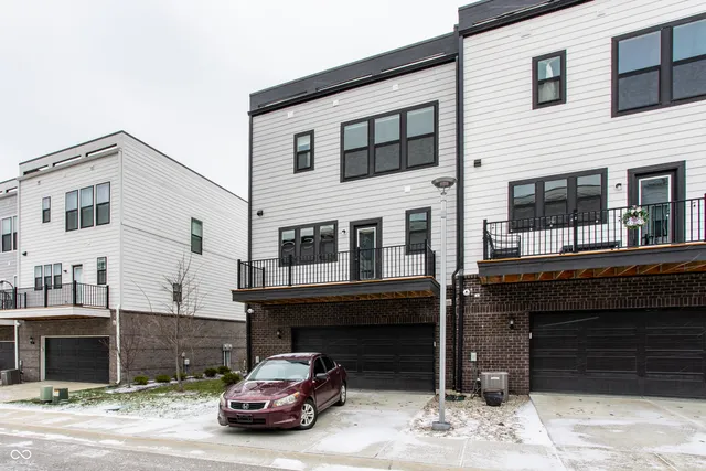 $530,000 | 9744 Junction Station, Fishers, IN 46037