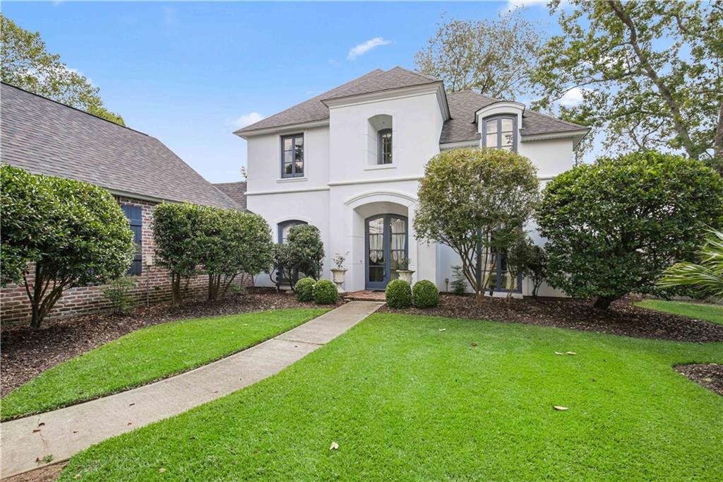 1373 Rue Beauvais Mandeville, LA 70471 - Photo 1 of 40